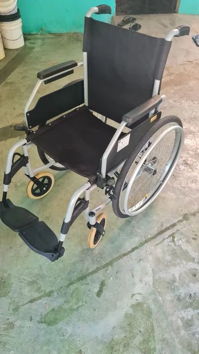 Cadeira de Rodas Dobrável em Alumínio Start M1 - Ottobock Cor Prateado - Foto 4