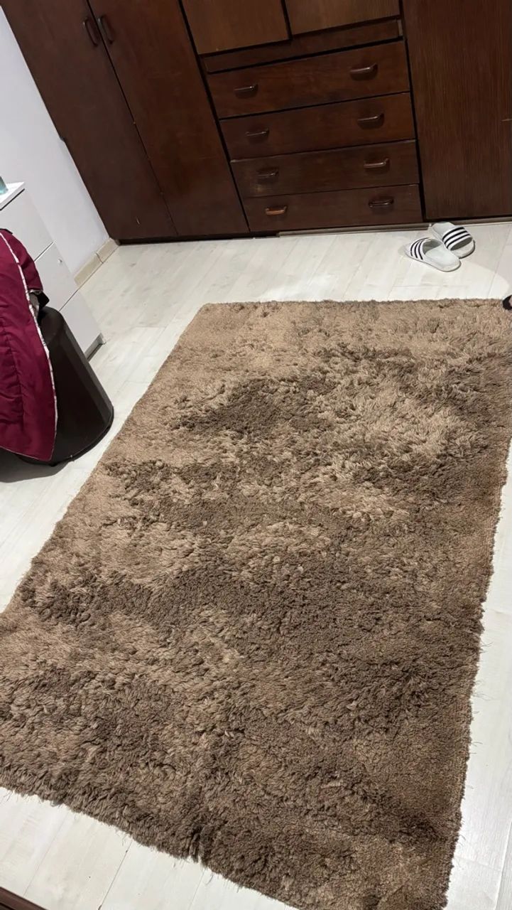 Cama, poltrona e tapete  - Foto 2