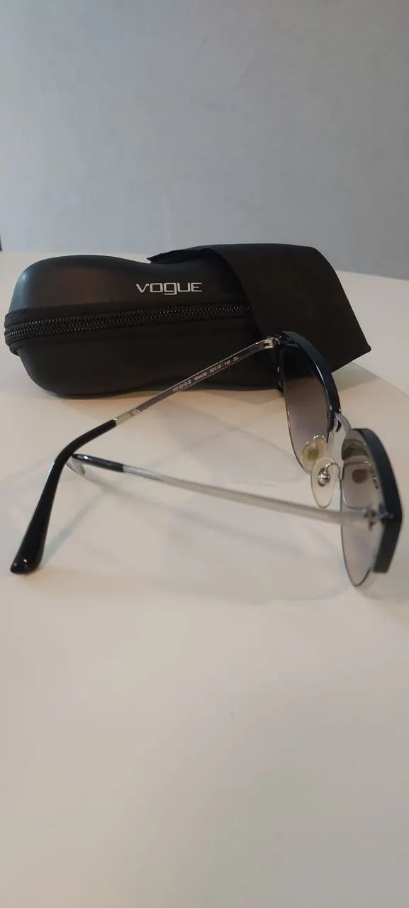 Óculos Cat Eye VOGUE - By Gigi Hadid (edição limitada) - Foto 2