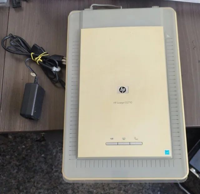 HP Scanjet G2710