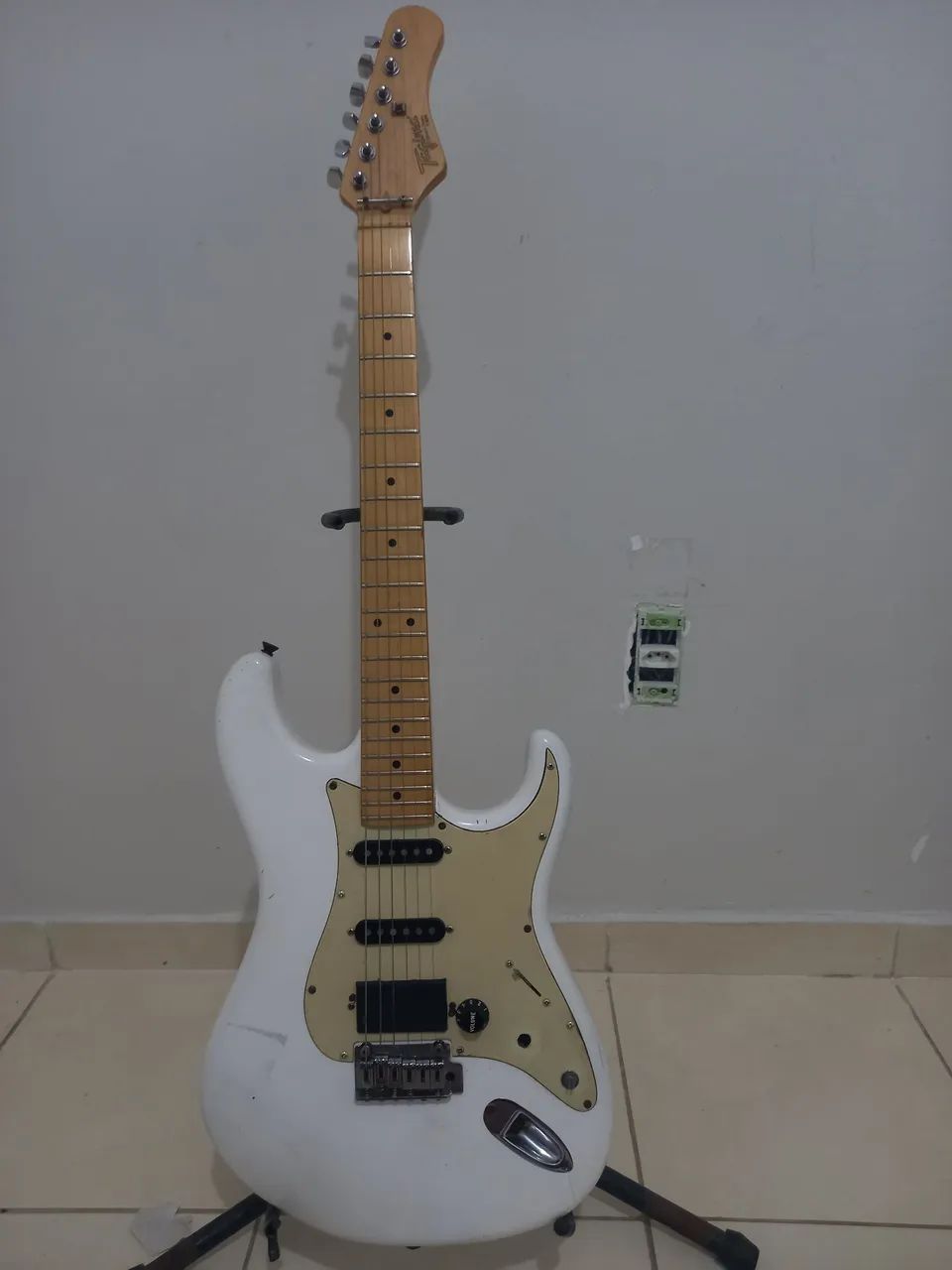 Tagima t635 Classic