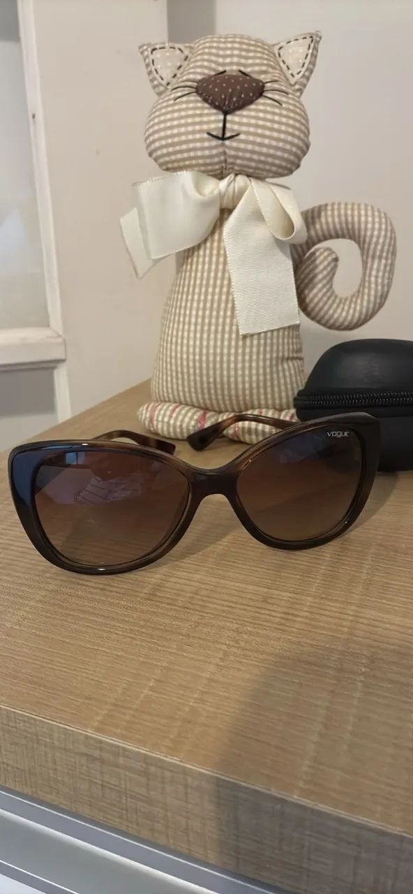 Óculos feminino Vogue 