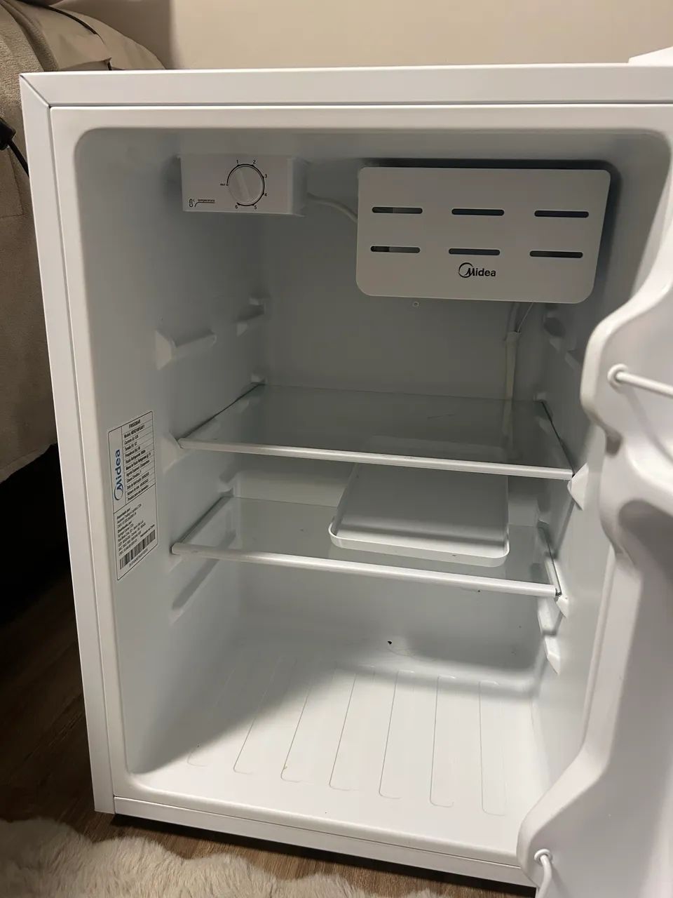 Frigobar Midea 67L - 110v - Foto 3