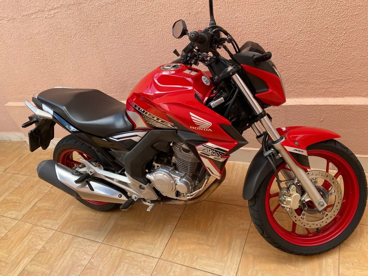 CB  TWISTER 250F ABS - Foto 2