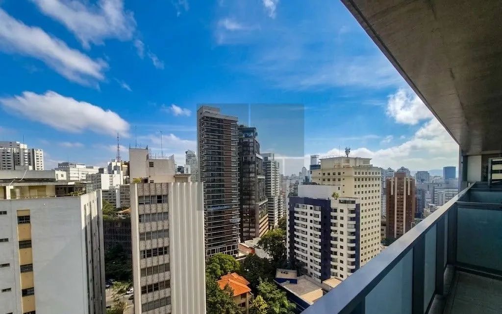 Sala Comercial de 80 m² com 2 Vagas para Locação no Condomínio Praça Pamplona