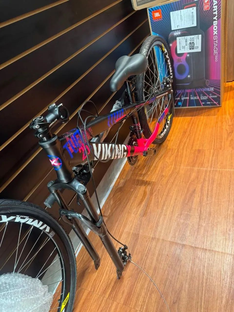 Bicicleta aro 26 Nova lacrada <br><br> - Foto 2