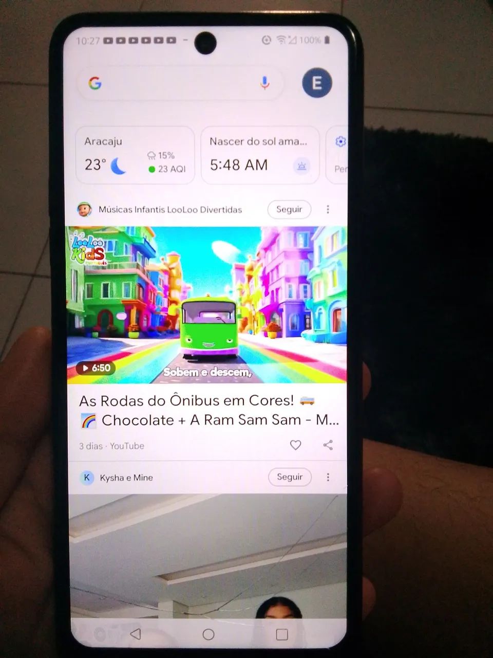 Vendo celular todo bom por 200