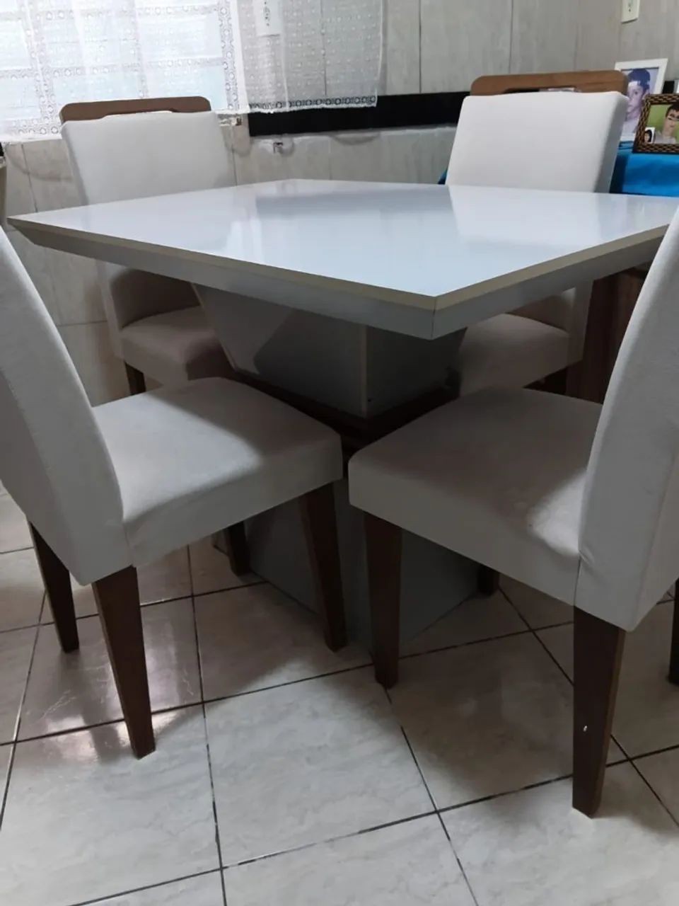 Mesa 4 cadeiras - Foto 4