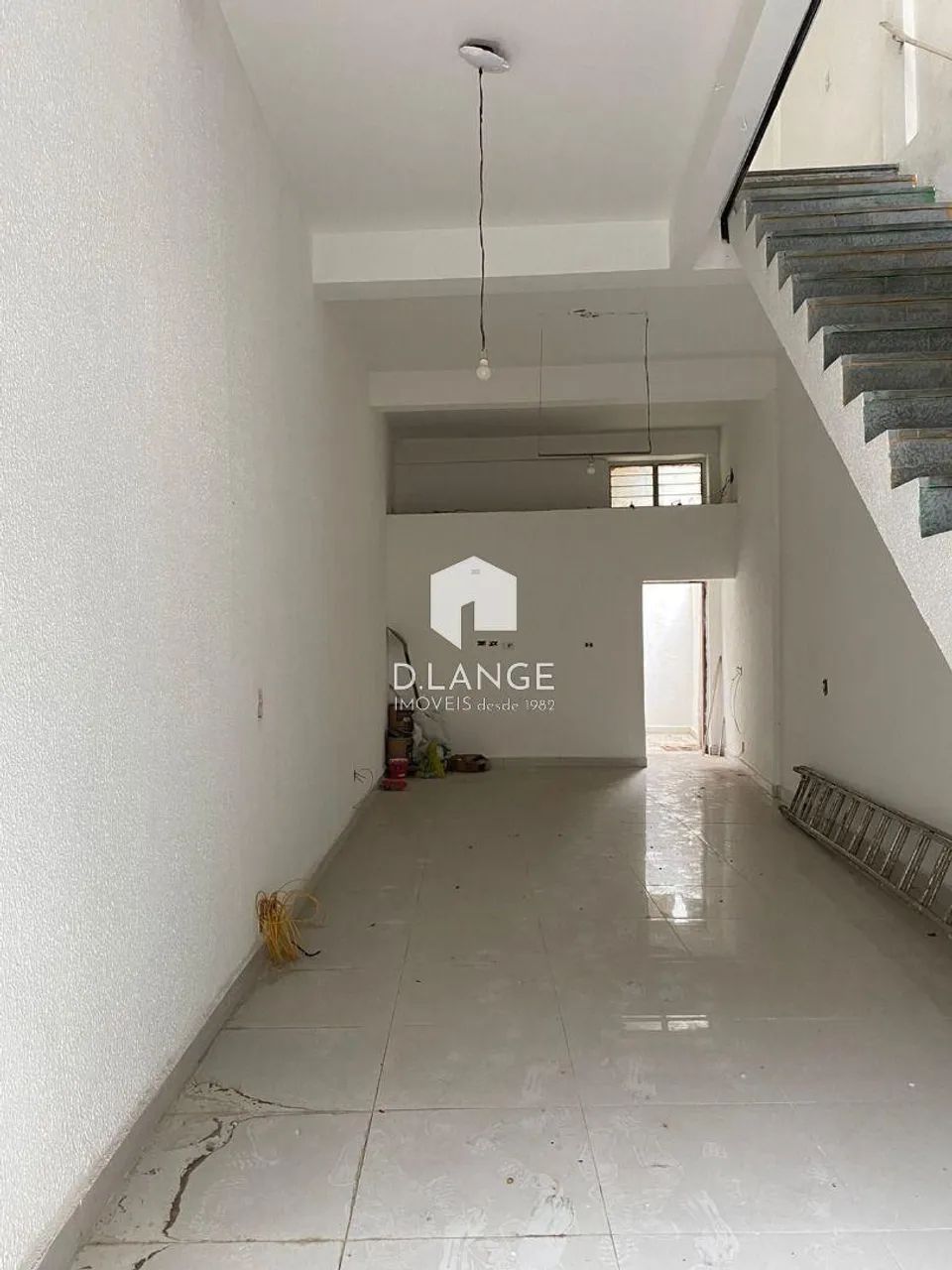 Sala para alugar em Campinas, Centro, com 64 m² - Foto 2