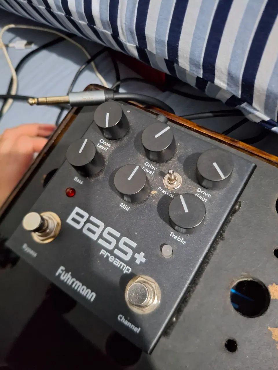 Pedal pre amp