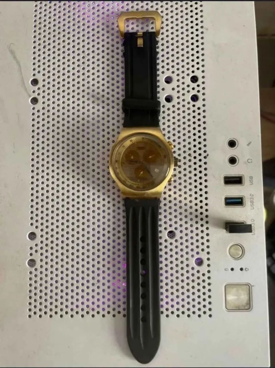 Relógio swatch ouro
