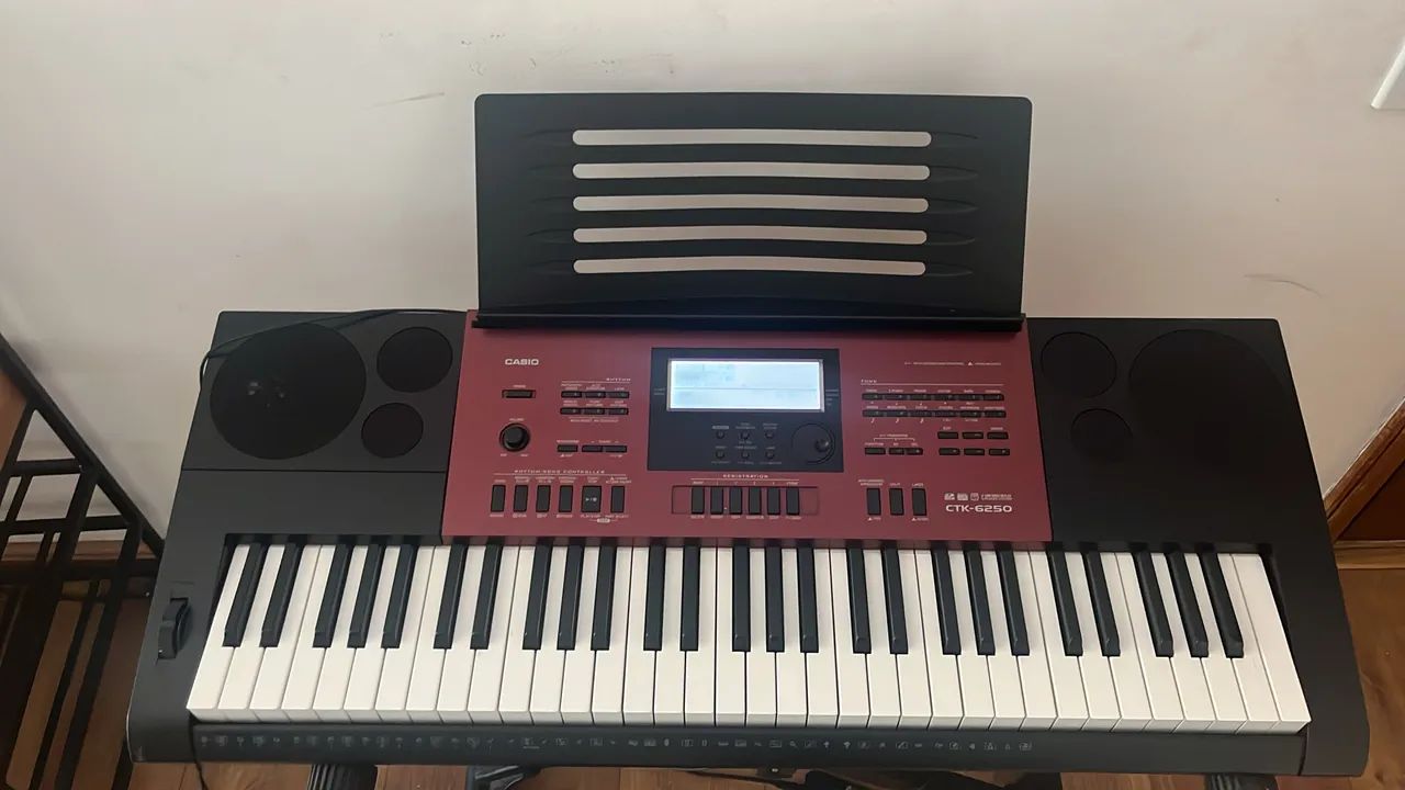 Teclado Casio CTK-6250