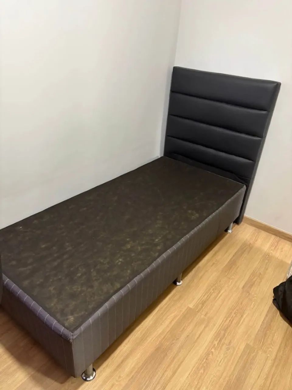Cama box solteiro + cabeceira - excelente estado