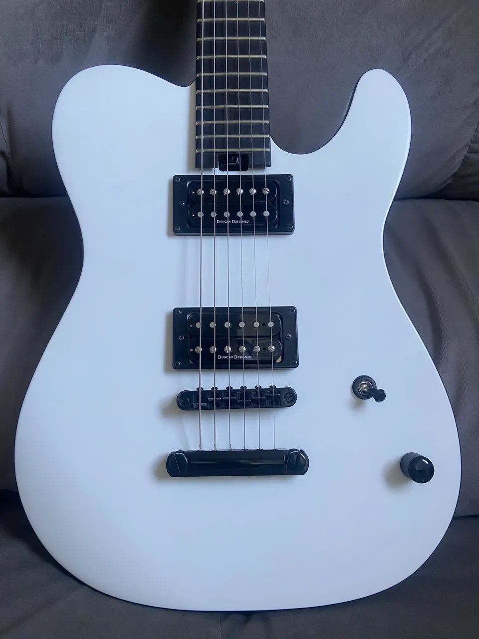 Guitarra Charvel Joe Duplantier Signature (Gojira) - Foto 3