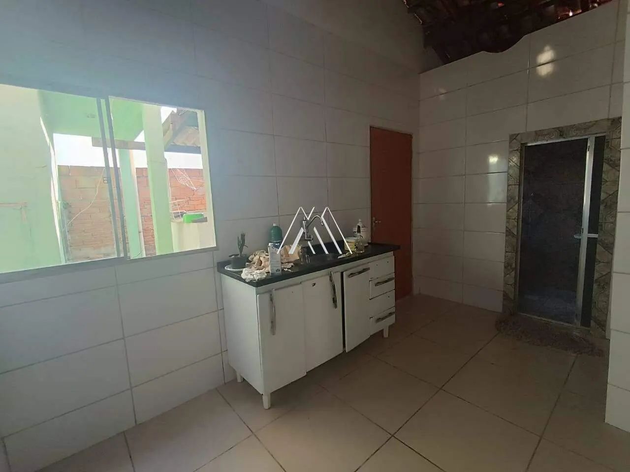 Vendo casa em Itaúna em excelente localização! - Foto 3