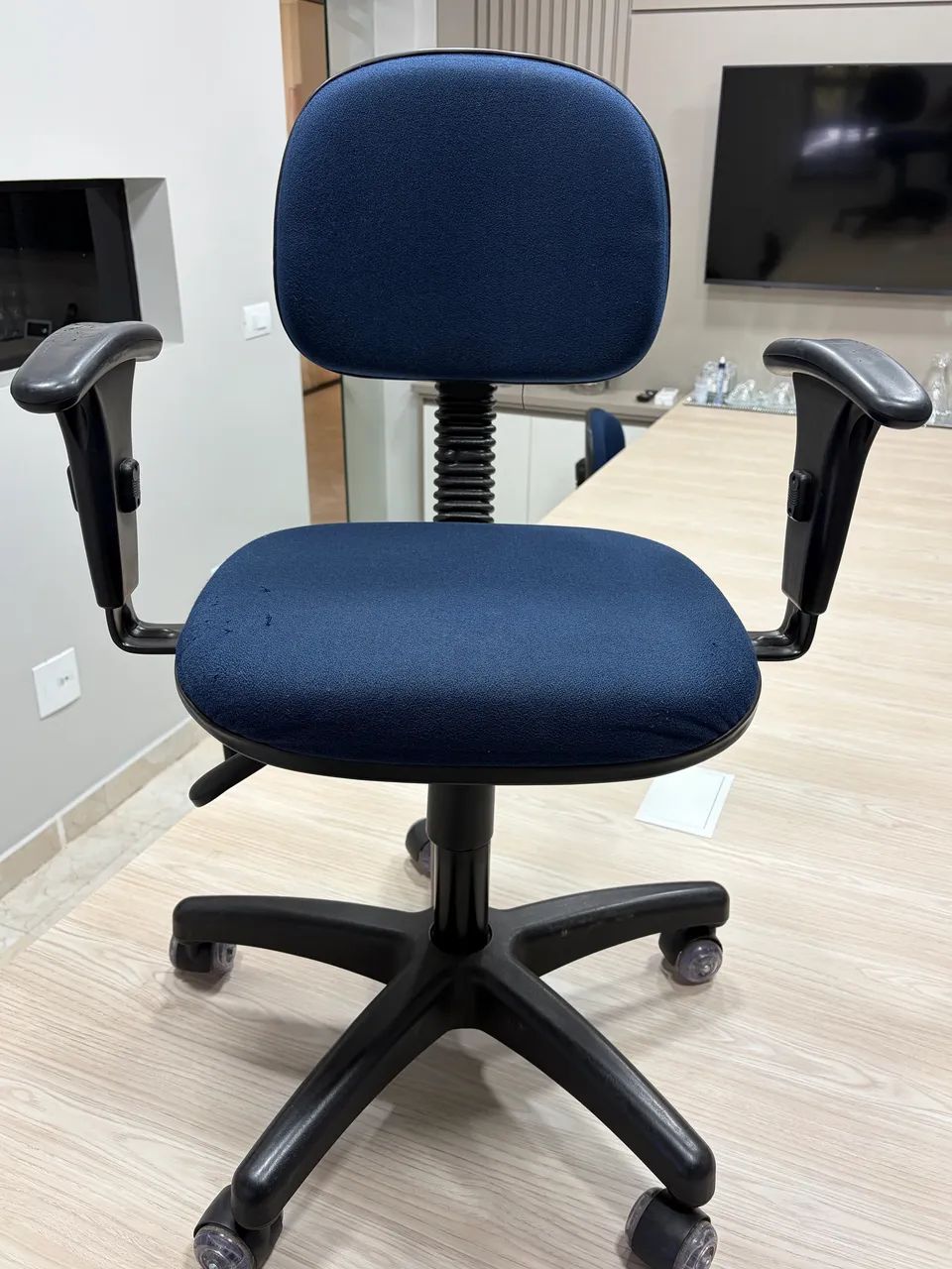 Cadeira de escritorio - Foto 2
