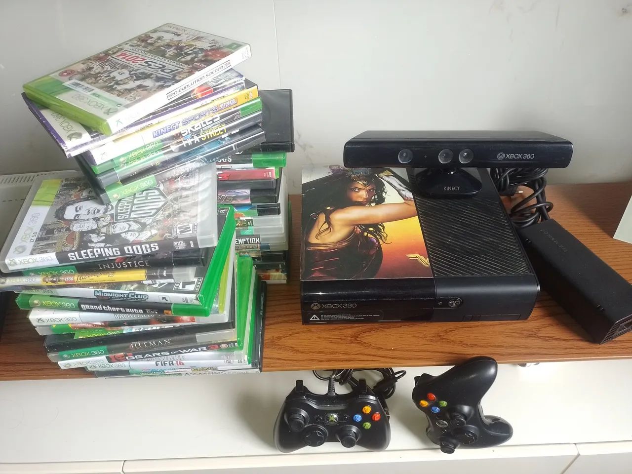 Xbox 360 2 controles fonte e Kinect, 36 jogos - Foto 3