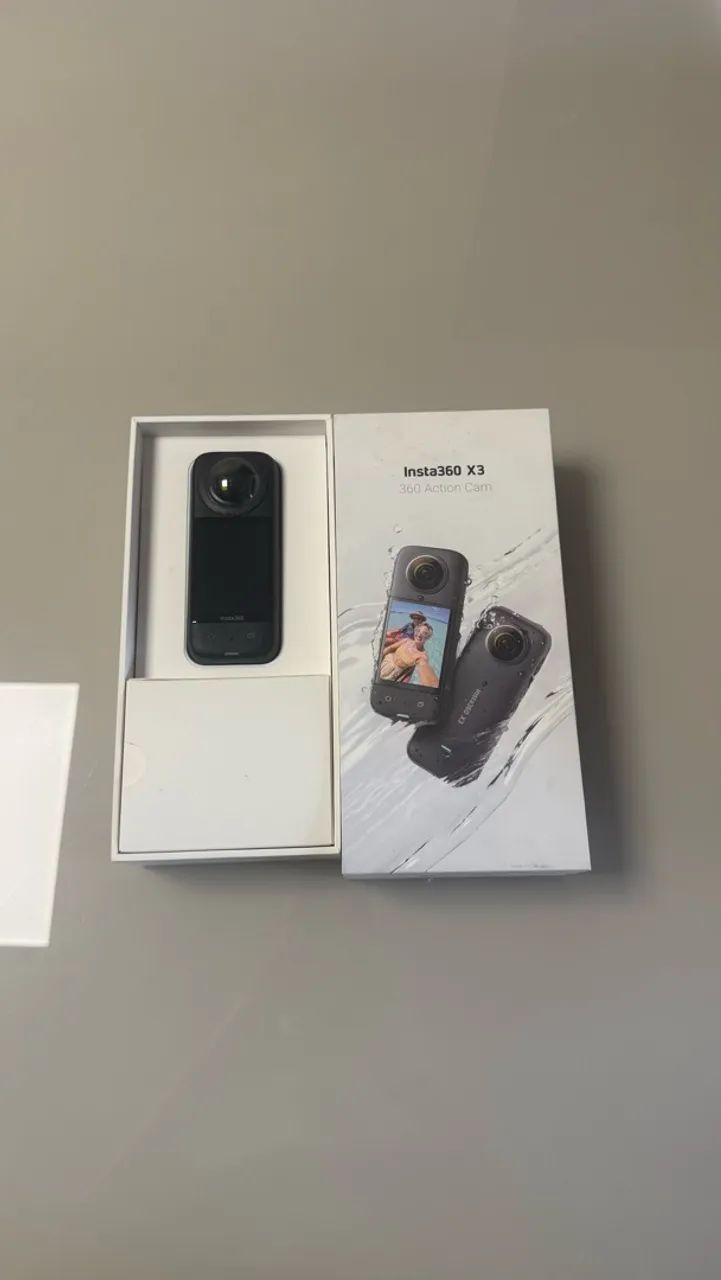 Câmera insta 360