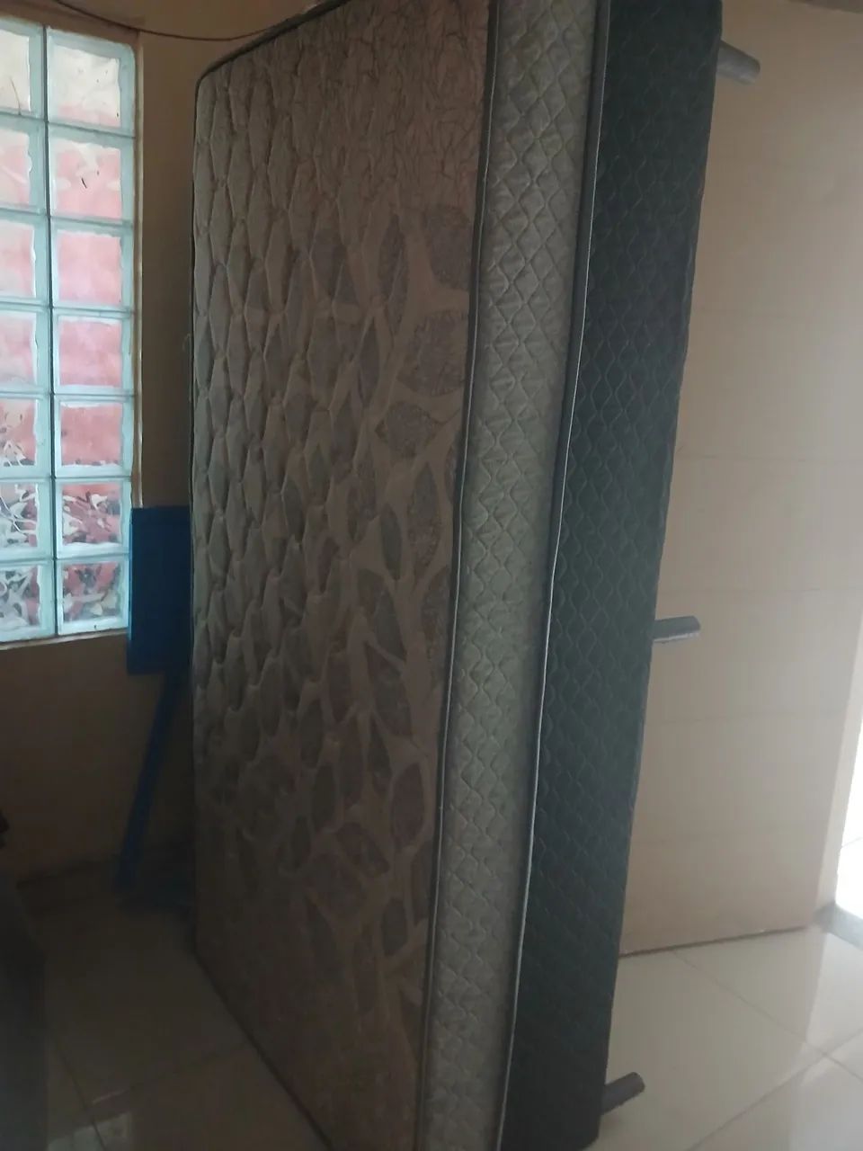 CAMA BOX SEMI NOVA SOLTEIRO 