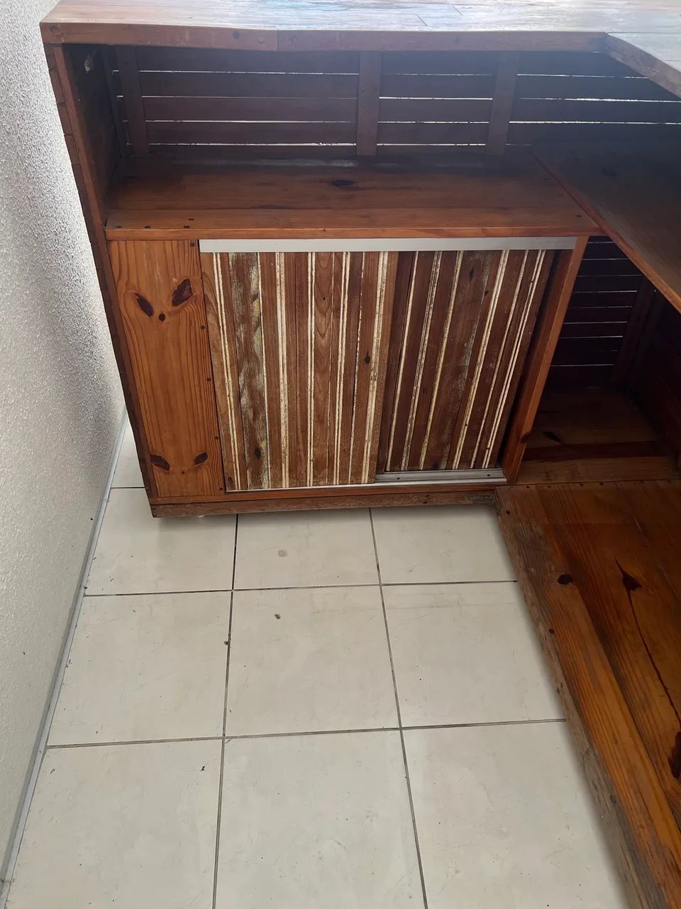 Balcão de madeira  - Foto 3