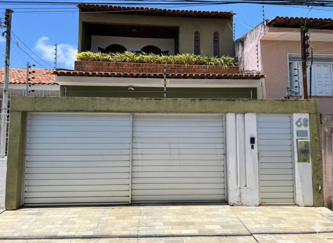 Casa duplex no Bairro Suissa. [13523]