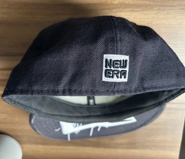 Vendo Boné New Era Original 59FIFTY Preto usado - Foto 4