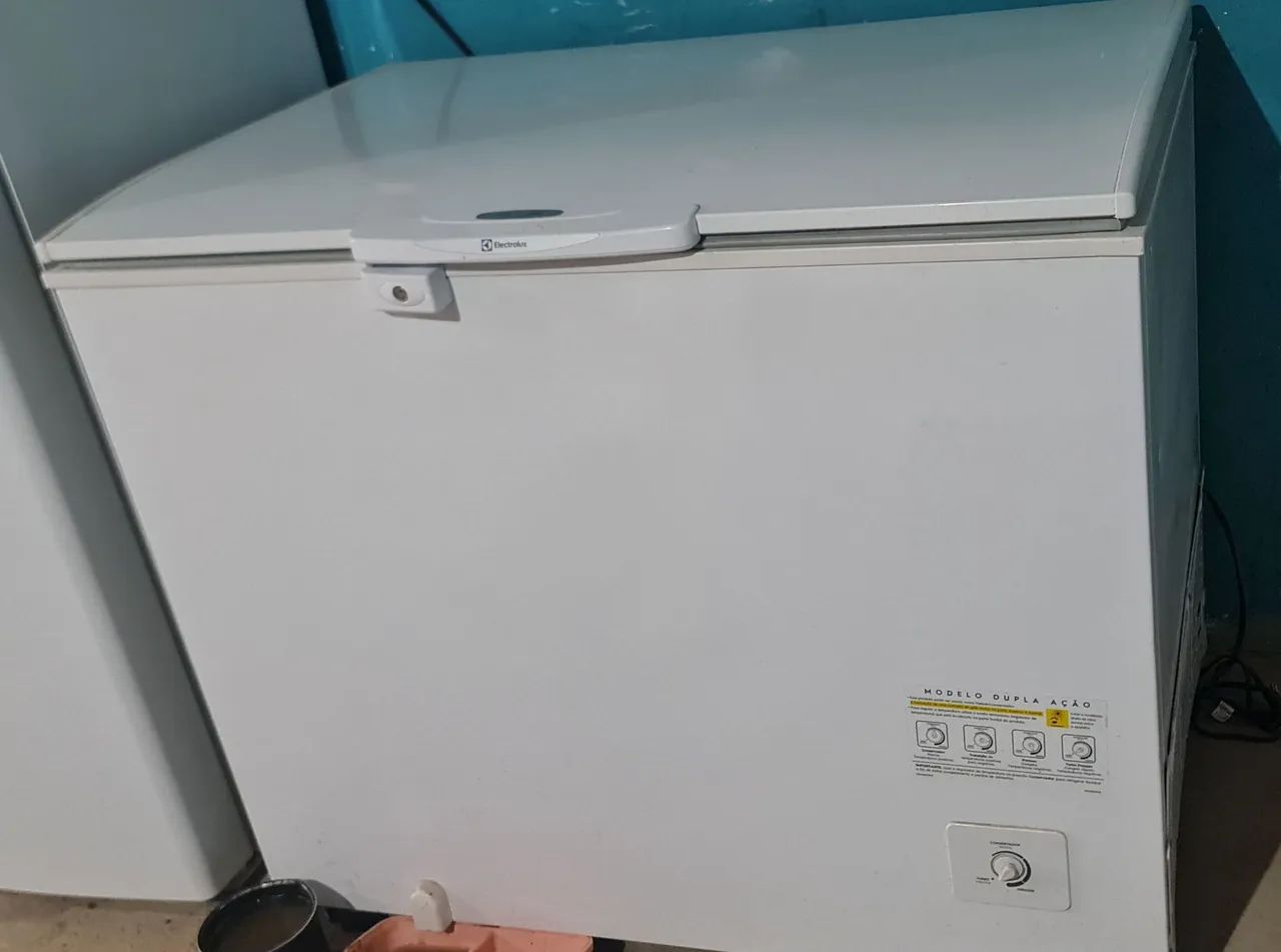 FREEZER SEMI NOVO 