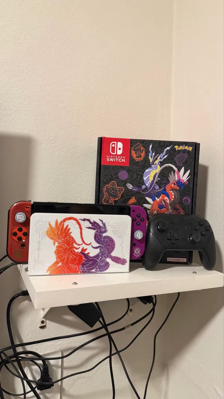 Nintendo Switch OLED Pokemon Scarlet e Violet
