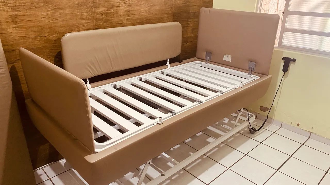 CAMA HOSPITALAR PILATI MOTORIZADA - Foto 2