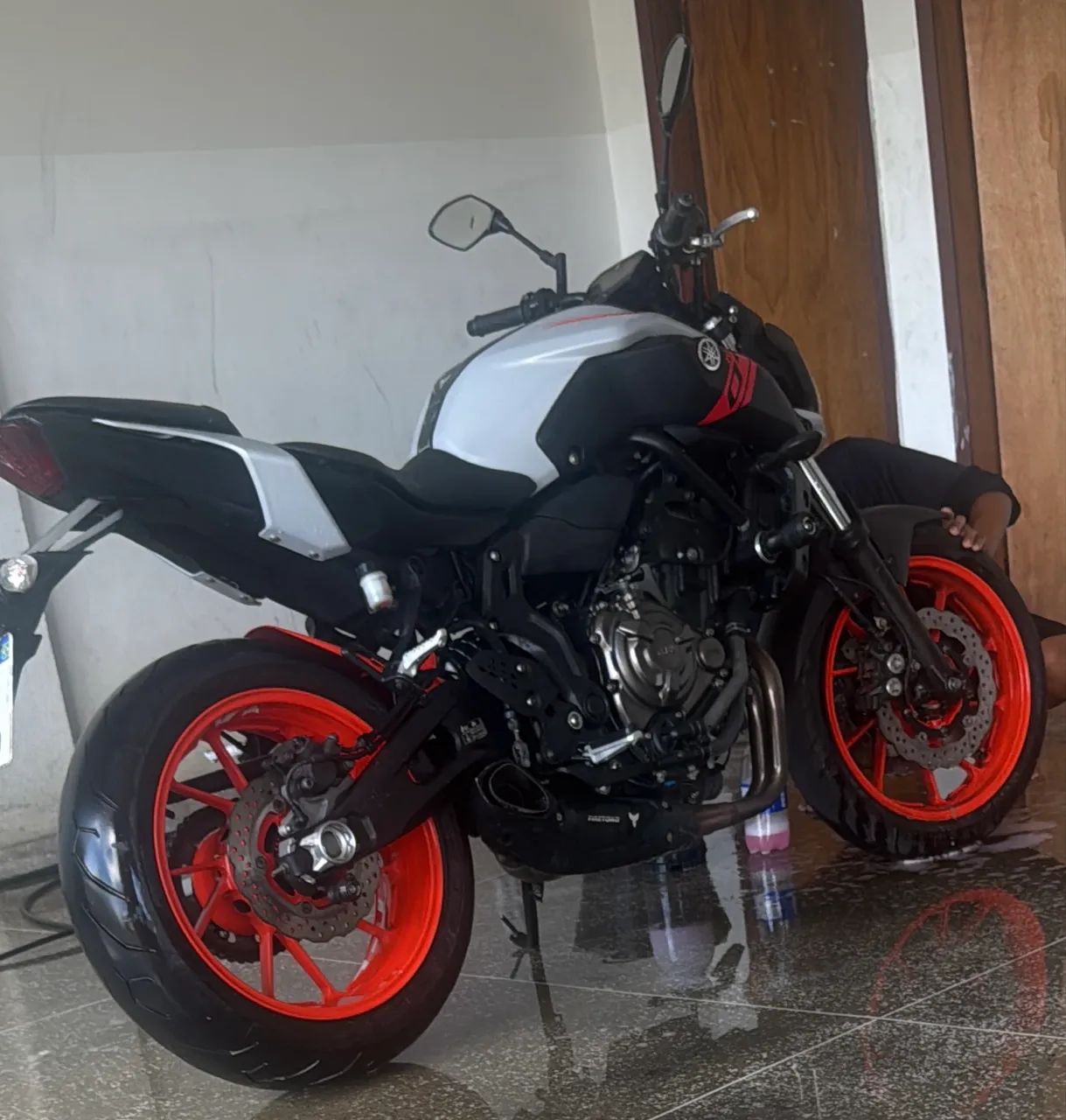 MT 07 - Foto 2