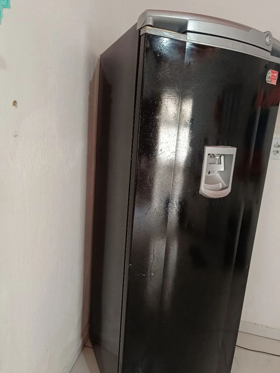 Vendo geladeira Eletrolux  - Foto 2