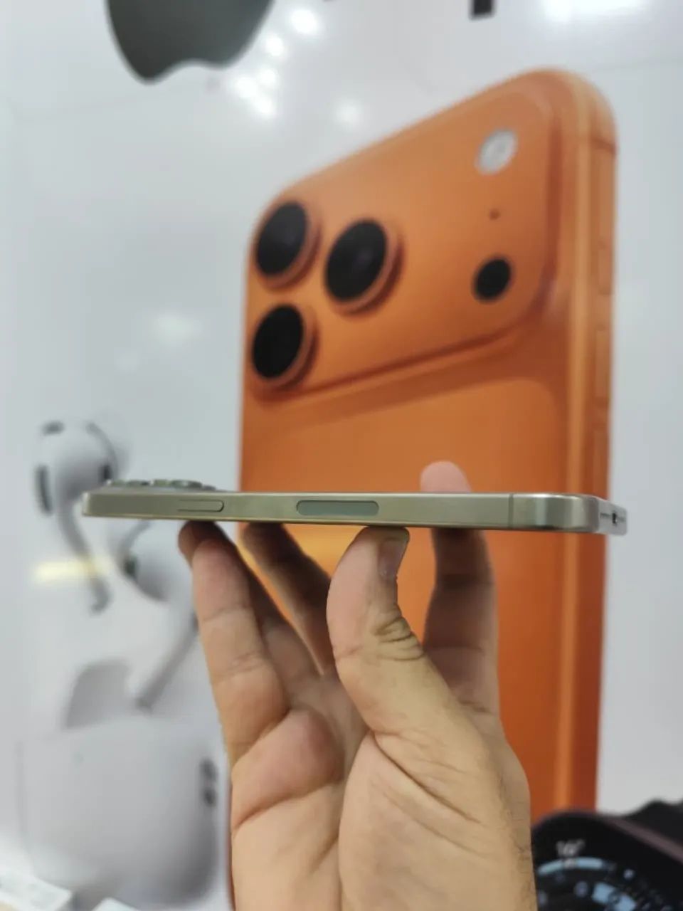 iPhone 15 Pro Max 256GB Natural bateria 86% - Foto 3