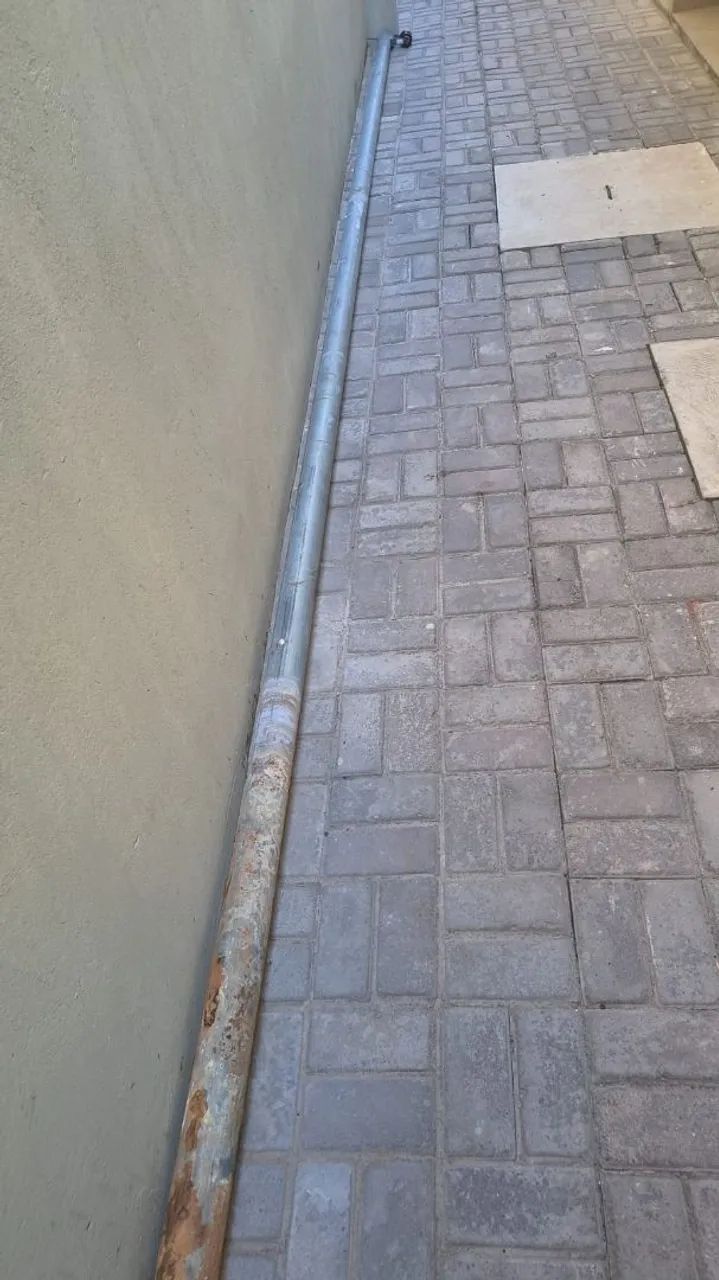 Posta galvanizada