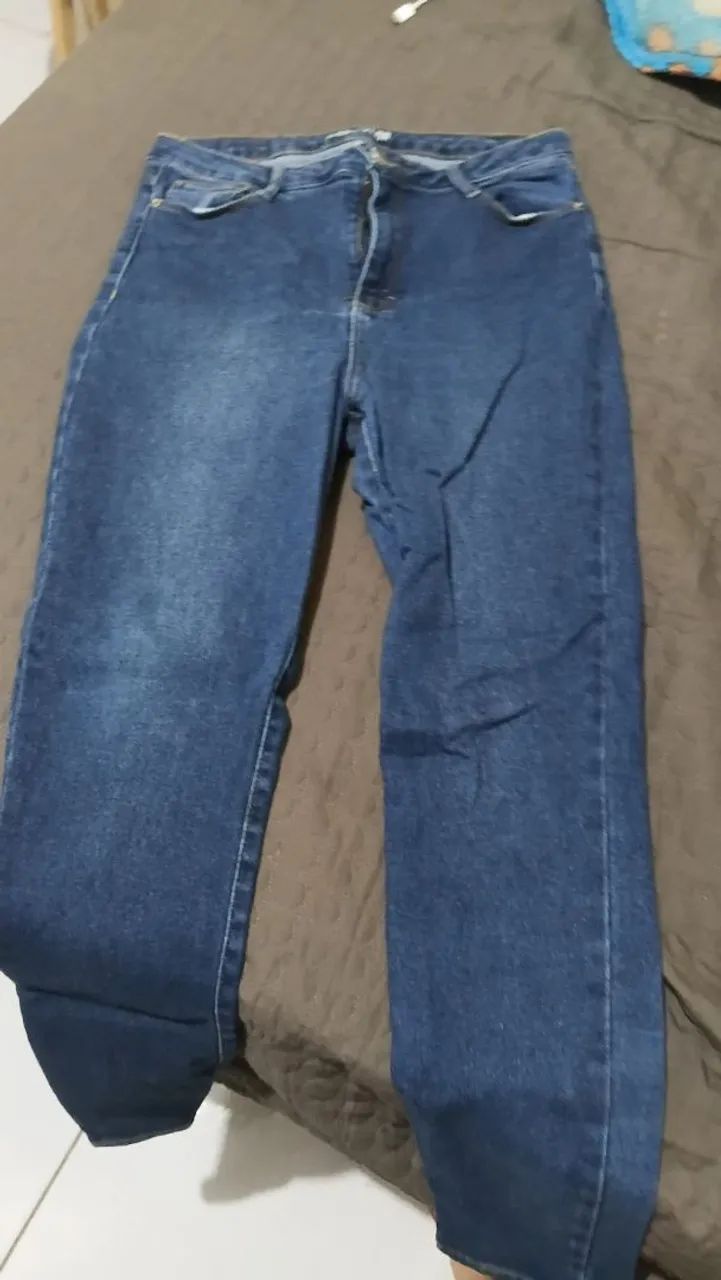 Calças jeans seminovas