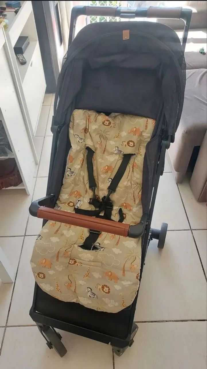 Carrinho de bebê + bebê conforto