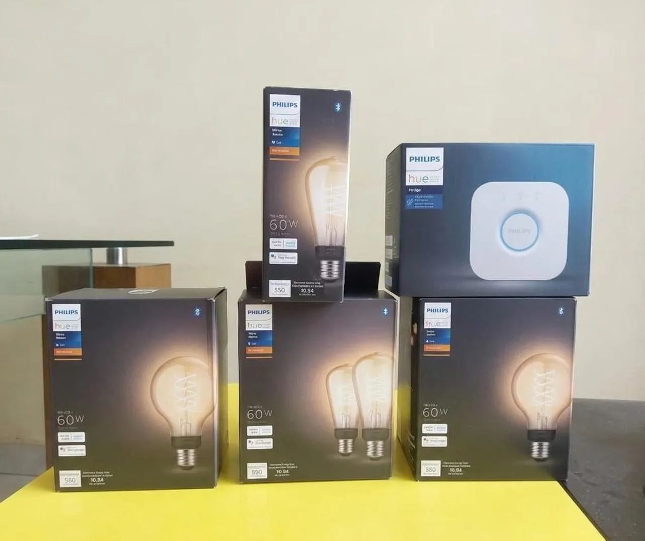 Kit Lâmpada Philips Hue + Bridge 