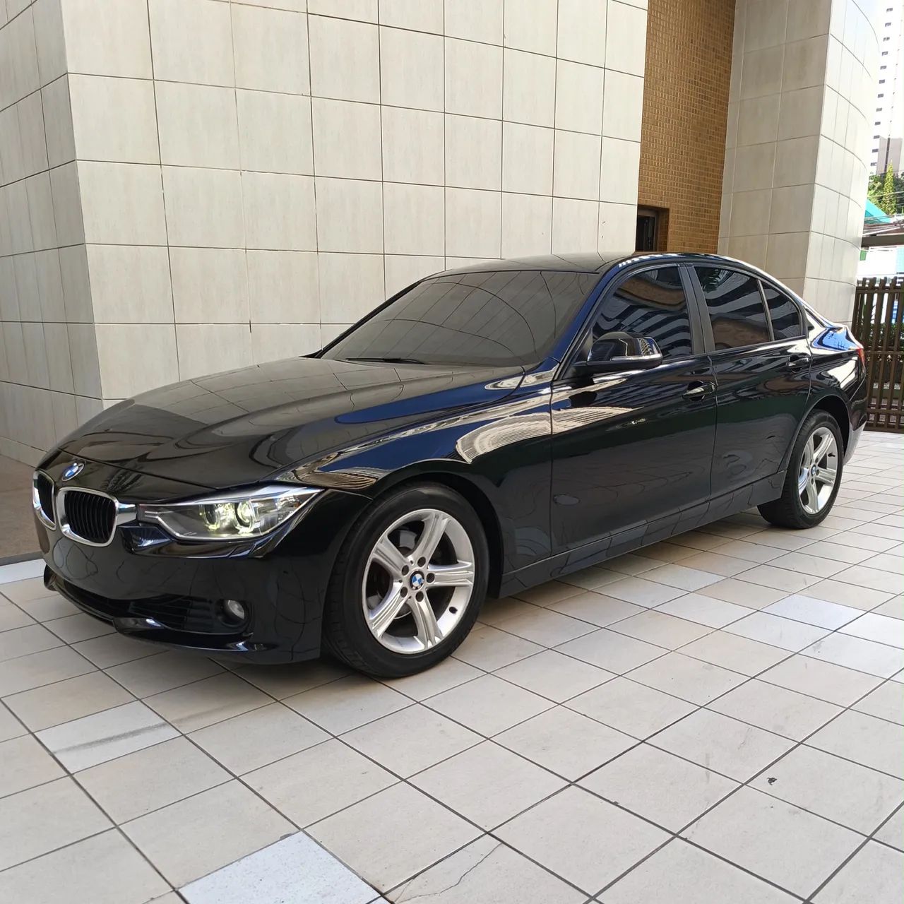 BMW 320I 2014
