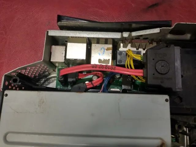 Xbox 360 com Defeito - Para Peças (Leia o Anúncio) - Foto 2
