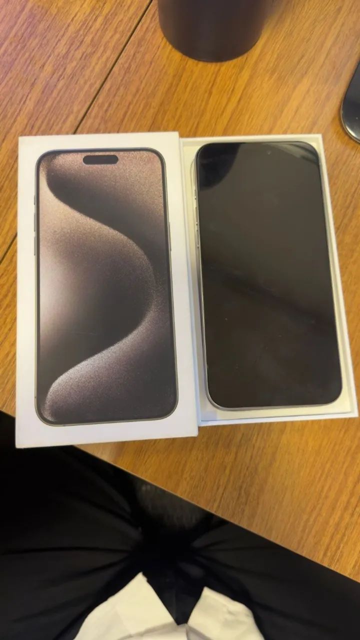iPhone 15 Pro Max 256gb com detalhe - Foto 3