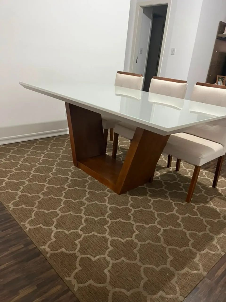 Mesa de Jantar MDF com tampo de vidro - Foto 3