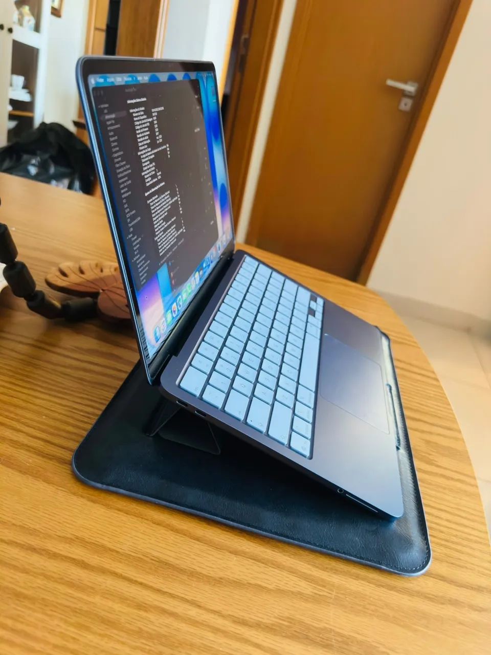 MacBook Neo 13? - A18 Pro | 8GB | IMPECÁVEL | APENAS 3 CICLOS - Foto 2