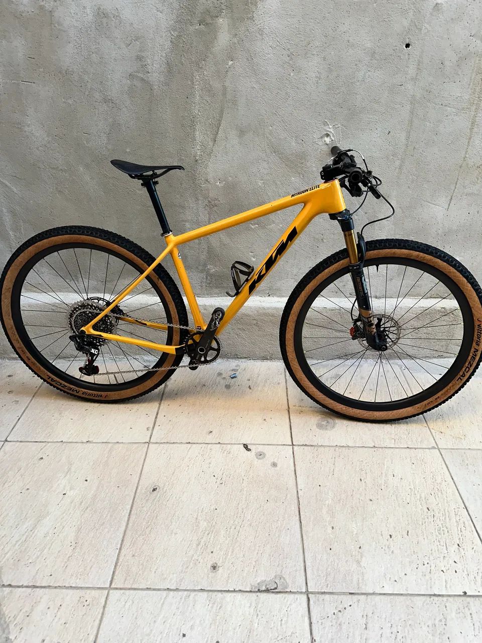 Bicicleta de MTB kTM