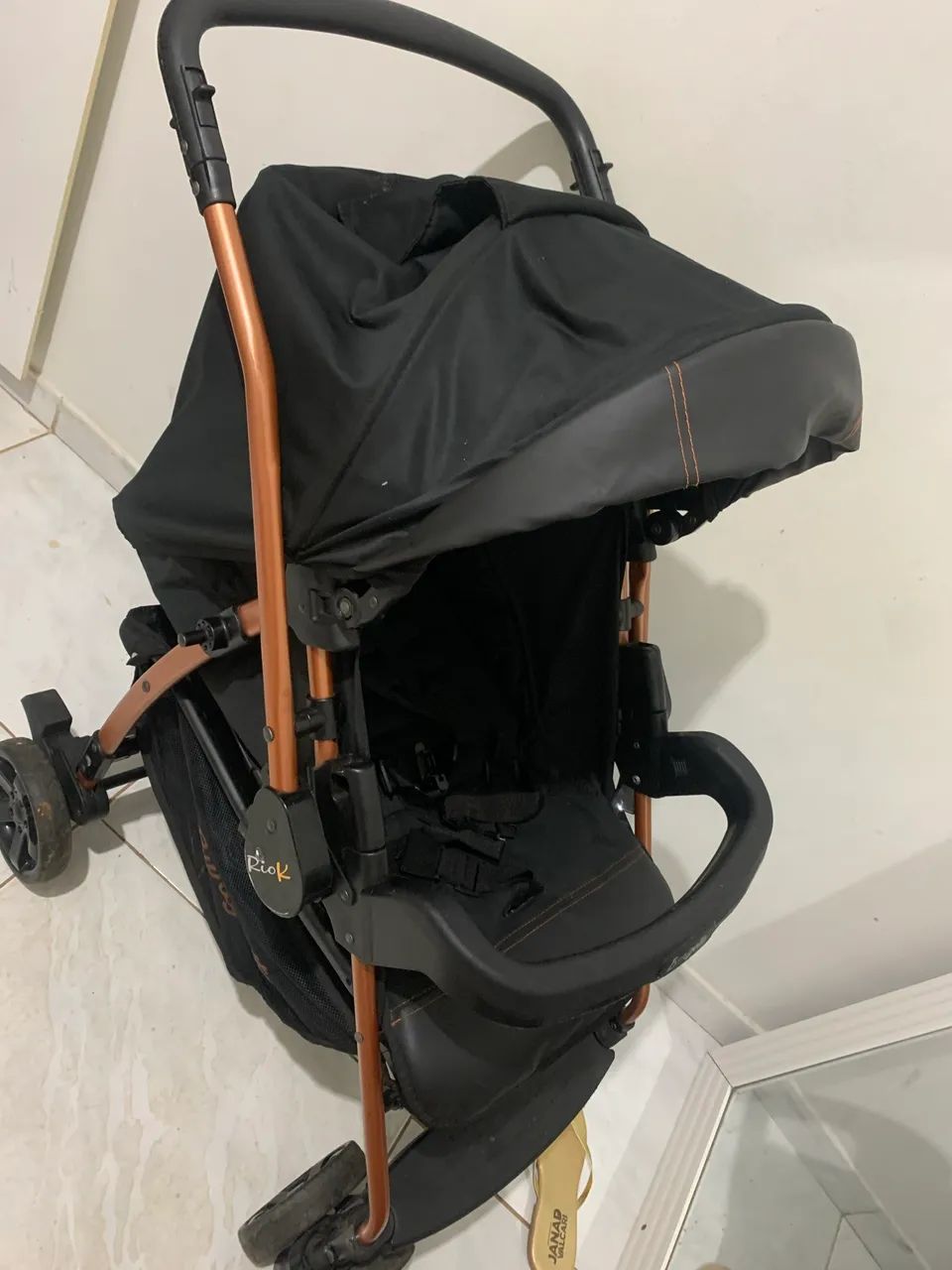 Carrinho + bebê conforto