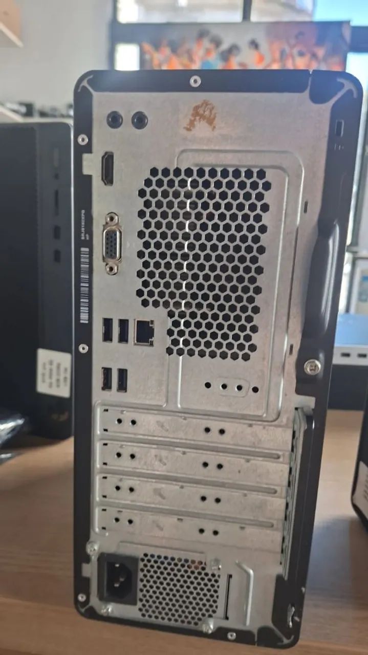 14 SFF AMD R6 9709 7th/4GB/320HD  - Foto 2
