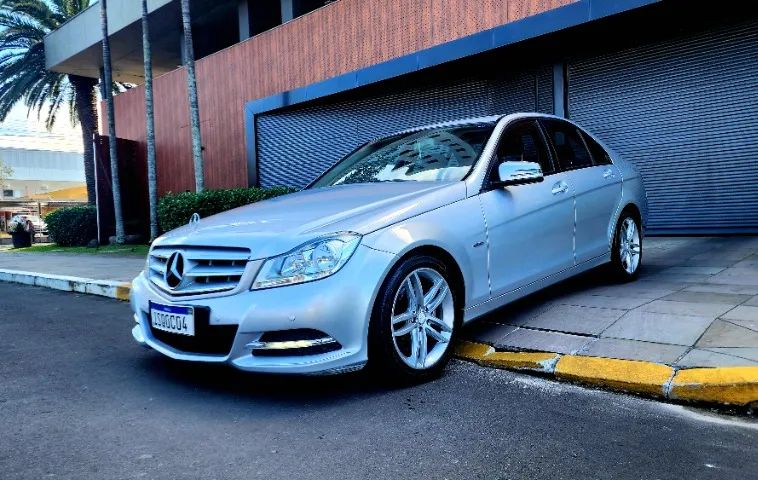 Mercedes-Benz C-180 CGI Classic 1.8 16V 156cv Aut. 2012