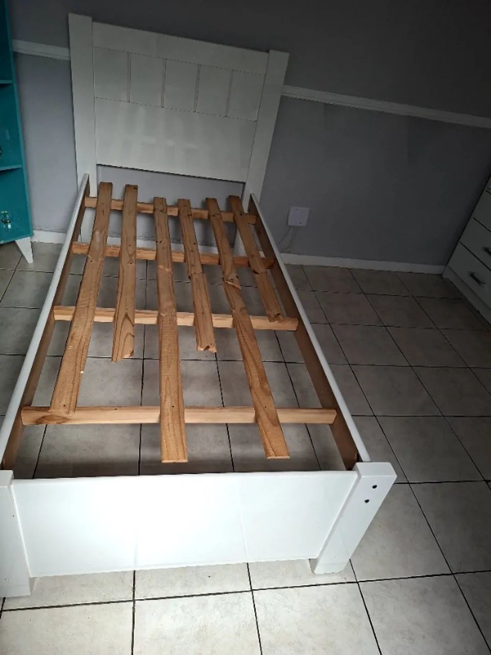 Cama de solteiro