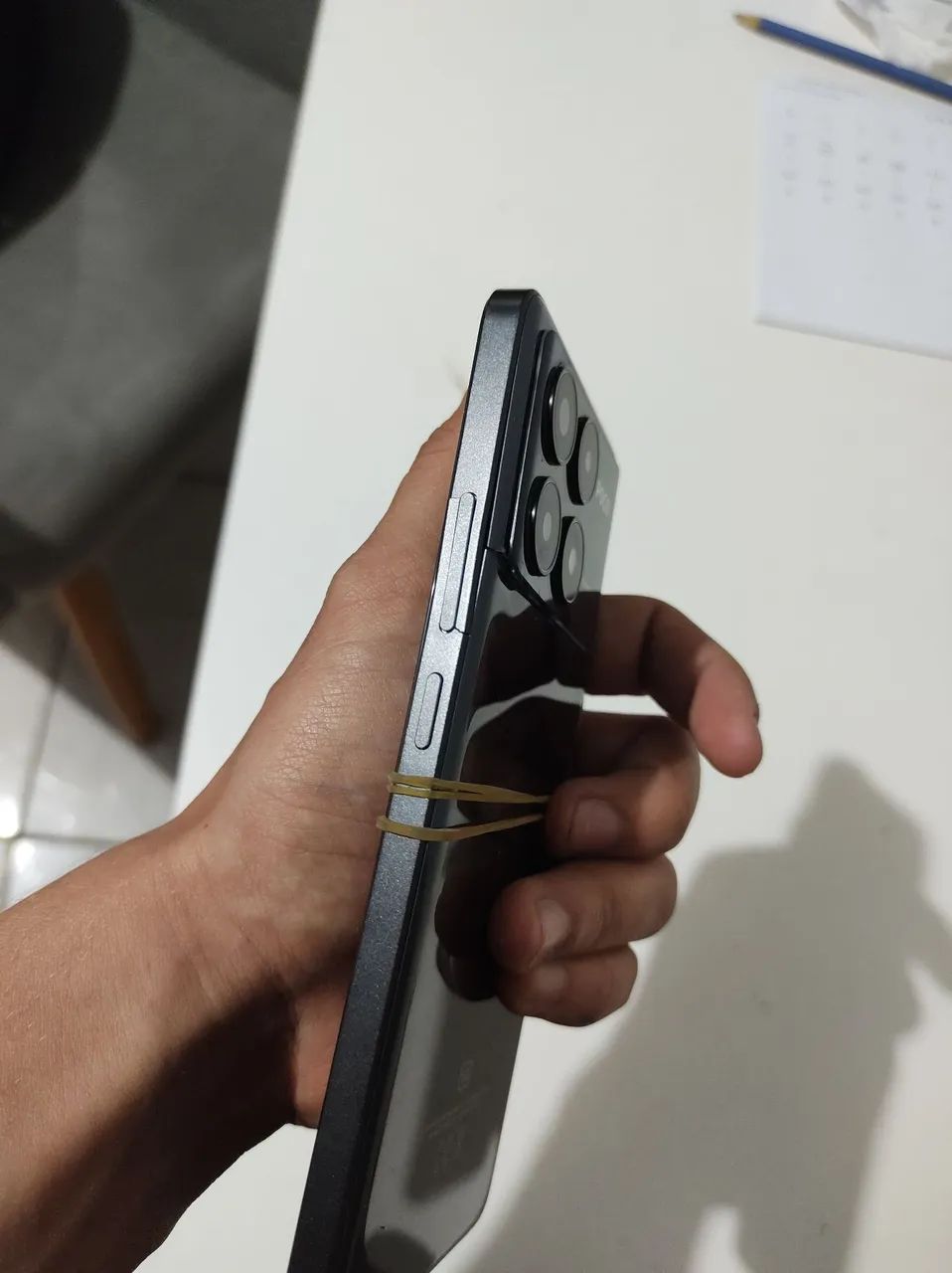 Estou vendendo poco x6 pro ( com defeito ) - Foto 2