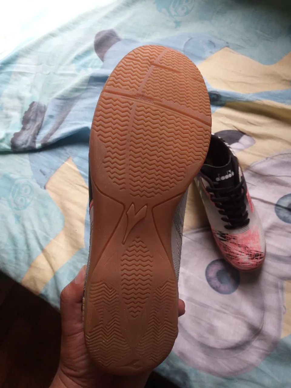 Tênis de futsal diadora número 39 nunca usado - Foto 3