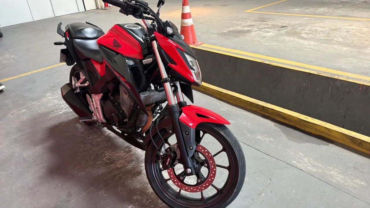 CB Twister 300 cc - Foto 4
