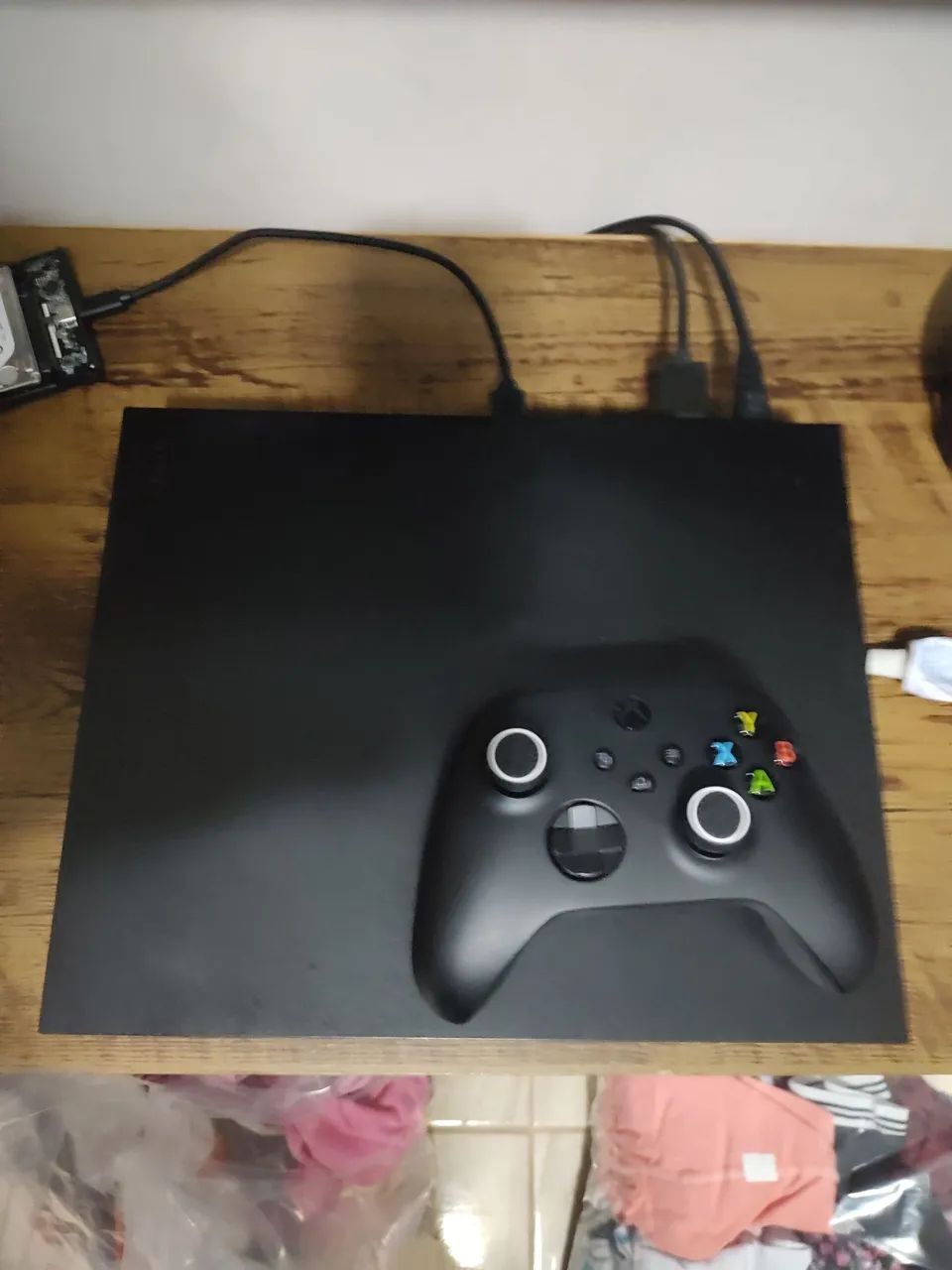 Xbox One X 1TB 4K Hall Effect  - Foto 2